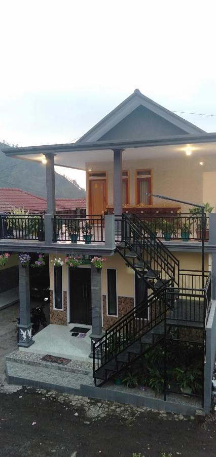 Homestay Anggun Бромо Екстер'єр фото